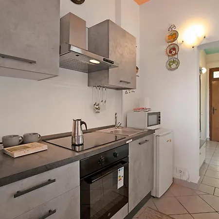 Apartment Casa Arianna Garden - Happy Laveno-Mombello